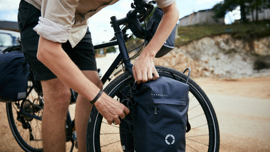 From Trails to Commutes: The Versatility of Roswheel Handlebar Bags