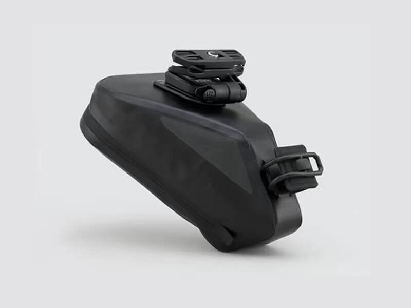 Road Saddle Bag - Large designed for easy access to spares and bulkier gear, featuring quick release buckle, 'Fast-Fix' strap system, lightweight construction, and reflective details for visibility.