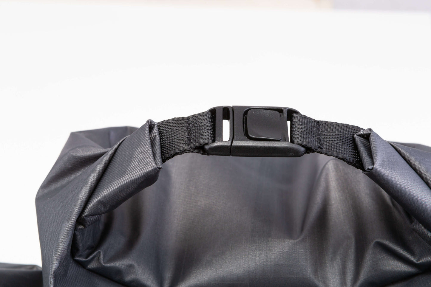 Set of three waterproof roll top sacks (2L, 4L, 8L) for organizing gear, featuring lightweight and durable construction.