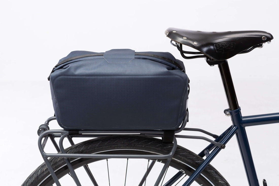 Safety First: How Roswheel’s Reflective Design Improves Night Riding