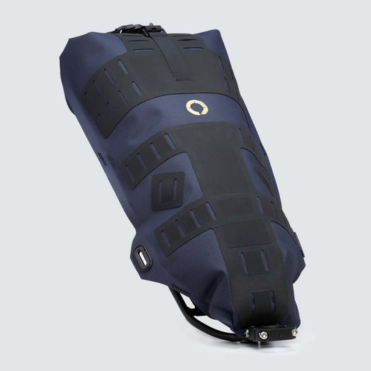 Off-Road Seat Pack Medium designed for weekend adventures, featuring waterproof construction, M.O.L.L.E. attachment system, and a stable adjustable rack for secure fitting.