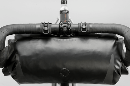 Road Handlebar Bag with 'Fast-Fix' straps, large reflective areas, and easy attachment for bulky items.