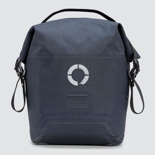Waterproof Tour handlebar bag with quick closure.